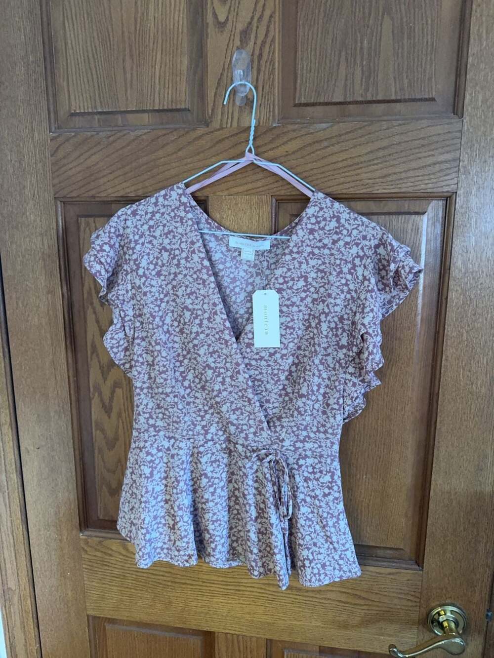 Monteau Los Angeles Floral Ruffle Sleeve Wrap Top Size L
